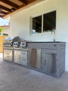 Outdoorkitchen 12 ft · Barnboard Grey · Bull 30" Outlaw LP - full view