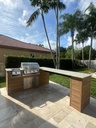 Outdoorkitchen 13 ft · Barrel Oak · Bull 30" Outlaw LP · L-Shape - full view