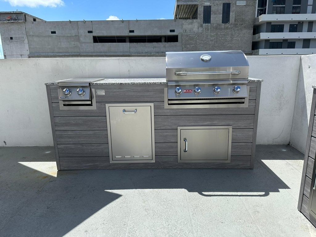Perello Patio 7 ft Outdoor Kitchen · Bull Outlaw 30" · Weather Pro - full view