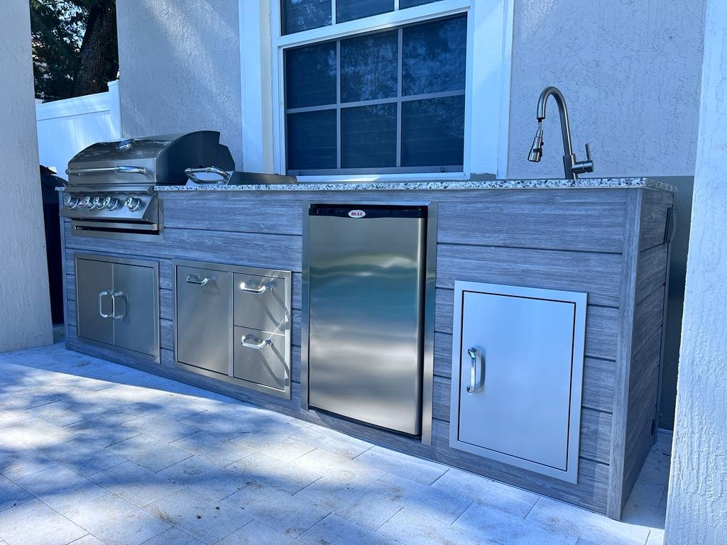 Perello Patio 12 ft Outdoor Kitchen · Bull Angus 30" · Weather Pro - full view