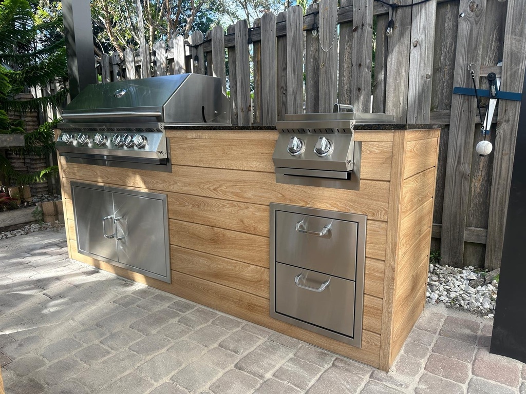 Perello Patio 7 ft Outdoor Kitchen · Blaze LTE+ 40" · Weather Pro - full view
