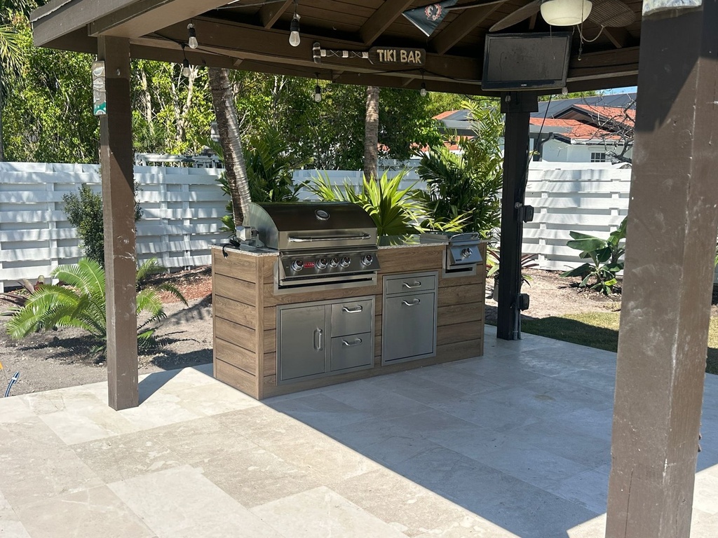 Perello Patio 7 ft Outdoor Kitchen · Bull Angus 30" · Weather Pro - full view