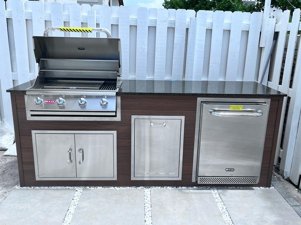 Perello Patio 8 ft Outdoor Kitchen · Bull Outlaw 30" · WPC - full view