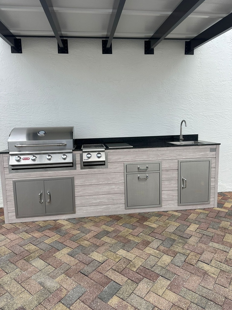Perello Patio 9 ft Outdoor Kitchen · Bull Outlaw 30" · Weather Pro - full view
