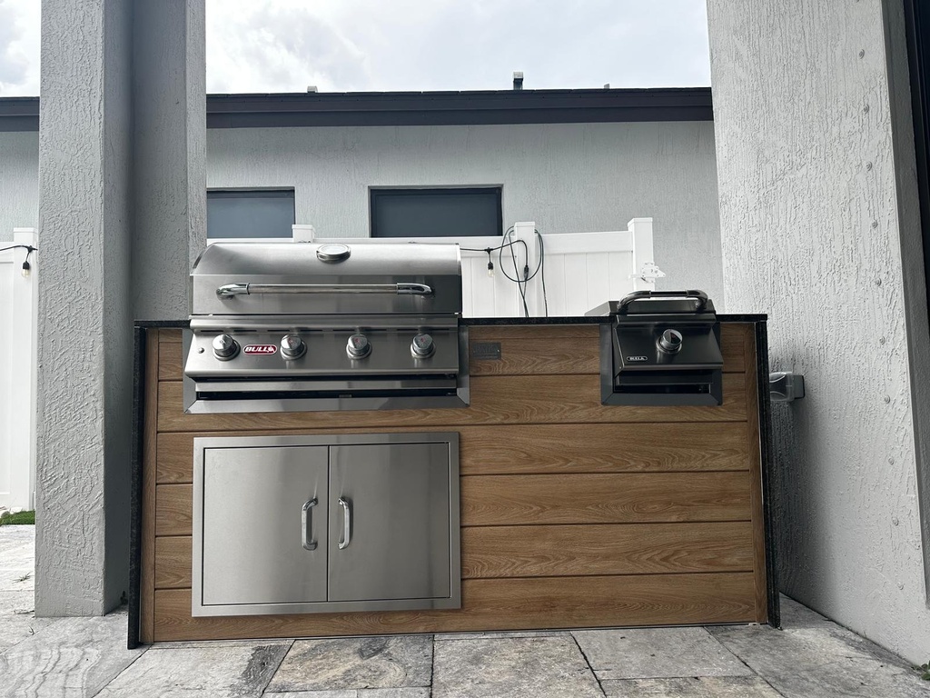 Perello Patio 6 ft Outdoor Kitchen · Bull Outlaw 30" · Weather Pro - full view