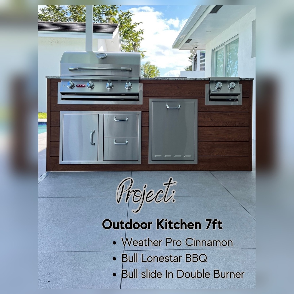 [OK-07-CW-02] Outdoorkitchen 7 ft · Cinnamon Walnut · Bull 30" Outlaw LP