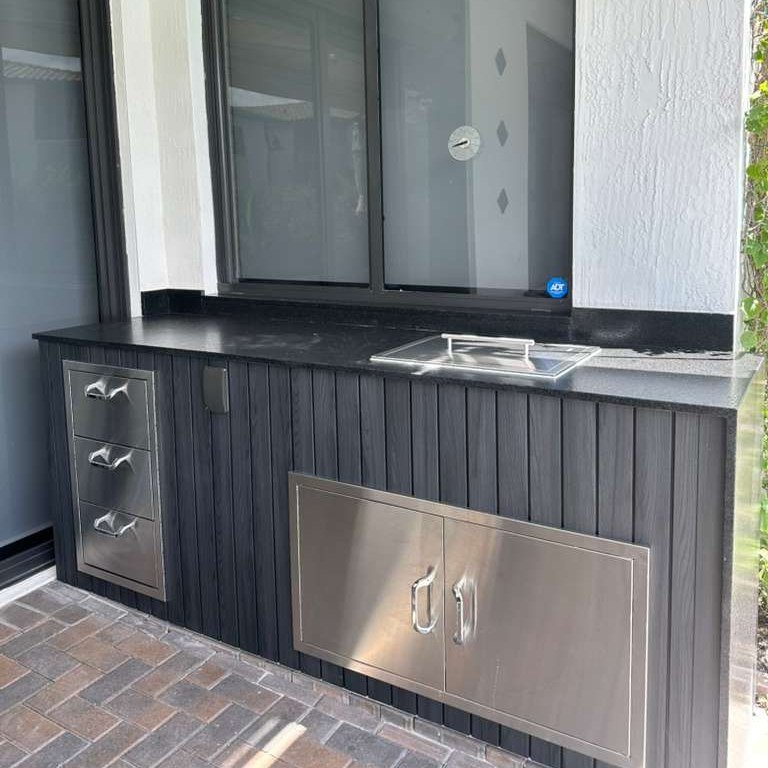 [OK-06-WGY-01] Outdoorkitchen 6 ft · Grey · PCM DRW3