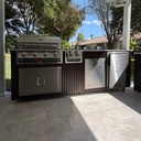 Outdoorkitchen 8 ft · Dark Brown · Bull 30" Outlaw LP