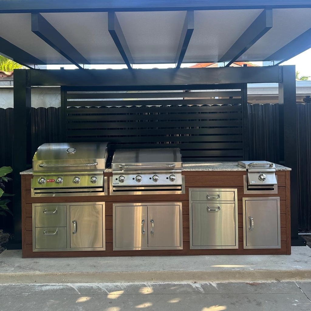 [OK-WP-10-CW-05] Perello Patio 10 ft Outdoor Kitchen · Bull Outlaw 30" · Weather Pro