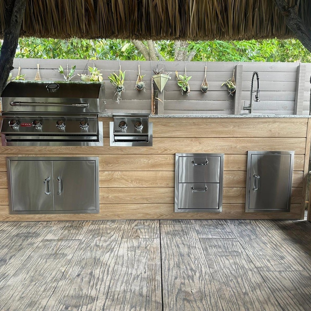 [OK-WP-08-SO-05] Perello Patio 8 ft Outdoor Kitchen · Bull Outlaw 30" · Weather Pro