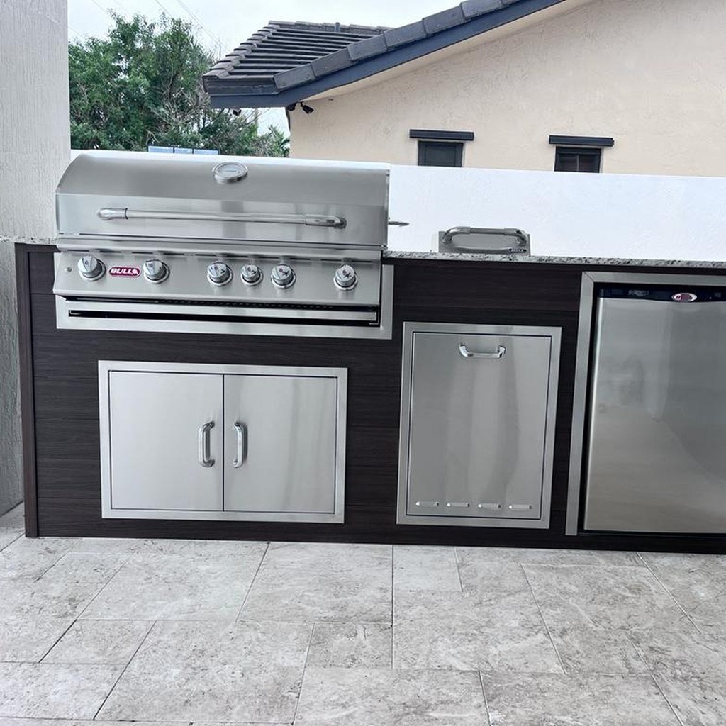 [OK-WPC-09-WBK-03] Perello Patio 9 ft Outdoor Kitchen · Bull Brahma 38" · WPC