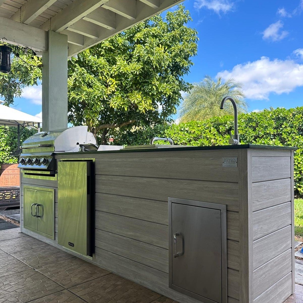 [OK-WP-10-BW-02] Perello Patio 10 ft Outdoor Kitchen · Bull Outlaw 30" · Weather Pro