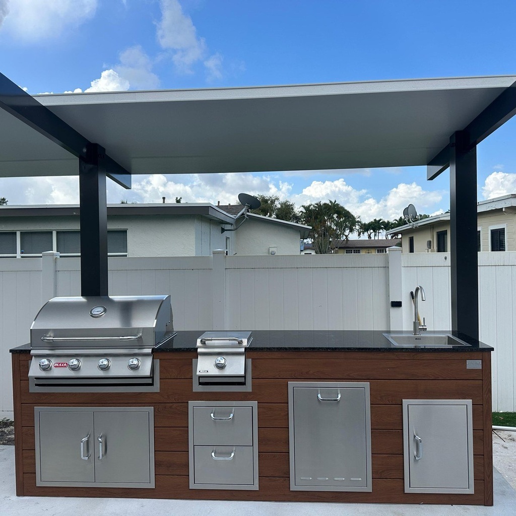 [OK-WP-09-CW-05] Perello Patio 9 ft Outdoor Kitchen · Bull Outlaw 30" · Weather Pro
