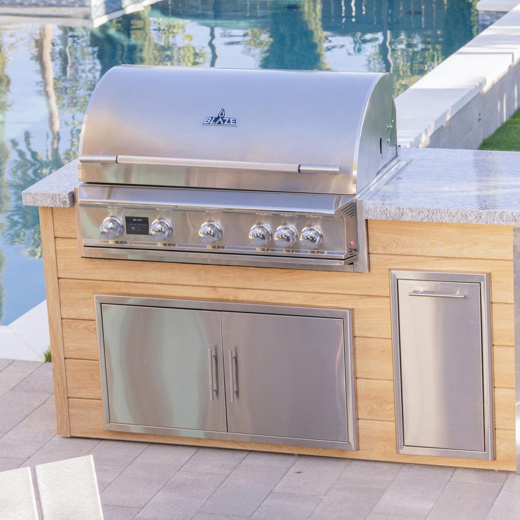 Blaze LTE PRO 40-Inch 5-Burner Built-In Gas Grill w/ Digital Temperature Screen & Rotisserie